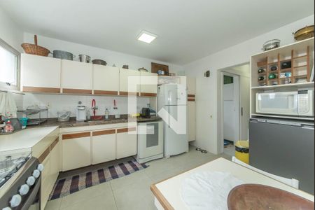 Apartamento para alugar com 168m², 4 quartos e 2 vagas Apartamento para alugar com 168m², 4 quartos e 2 vagasCozinha