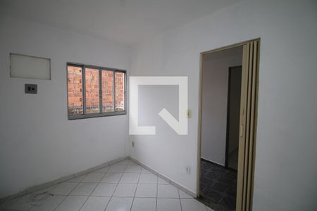 Quarto 2 de casa à venda com 2 quartos, 70m² em Irajá, Rio de Janeiro