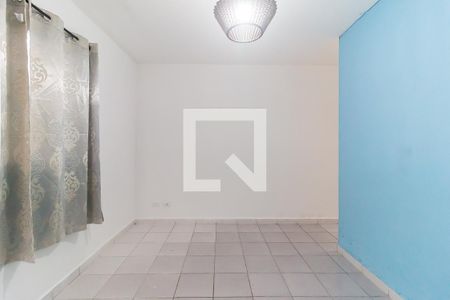 Sala de casa de condomínio para alugar com 2 quartos, 59m² em Vila Santa Helena, Poá