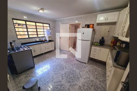 Casa à venda com 3 quartos, 141m² em Interlagos, São Paulo