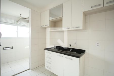 Sala/Cozinha  de apartamento para alugar com 2 quartos, 42m² em Jardim Novo Taboao, São Paulo