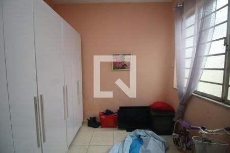 Quarto 2 de casa à venda com 2 quartos, 73m² em Brás de Pina, Rio de Janeiro