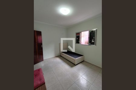 Quarto 01 de casa à venda com 4 quartos, 300m² em Vila Liviero, São Paulo