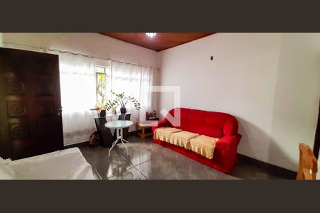 Sala de Estar de casa à venda com 2 quartos, 250m² em Umuarama, Osasco