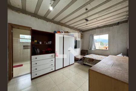 Suíte de casa para alugar com 4 quartos, 330m² em Vargem Grande, Rio de Janeiro