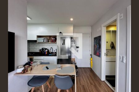 Sala de apartamento à venda com 2 quartos, 33m² em Santo Amaro, São Paulo