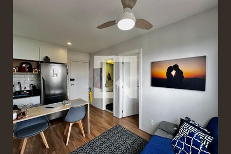 Sala de apartamento à venda com 2 quartos, 33m² em Santo Amaro, São Paulo