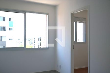 Sala de apartamento para alugar com 2 quartos, 34m² em Jardim Mirante, São Paulo