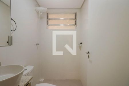 Banheiro de apartamento para alugar com 1 quarto, 31m² em Petrópolis, Porto Alegre