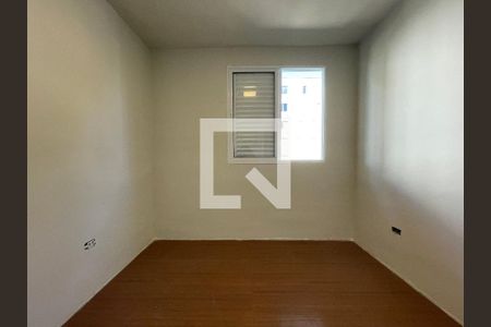 Quarto 2 de apartamento para alugar com 2 quartos, 55m² em Jardim Jaqueline, São Paulo