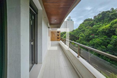 Varanda de apartamento para alugar com 3 quartos, 165m² em Jardim Tejereba, Guarujá