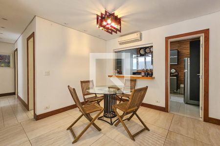 Sala de apartamento para alugar com 3 quartos, 165m² em Jardim Tejereba, Guarujá