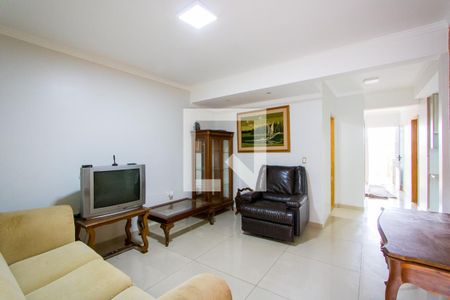 Sala de casa para alugar com 2 quartos, 65m² em Jardim Bela Vista, Mauá