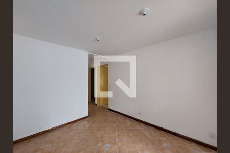 Sala de casa à venda com 3 quartos, 150m² em Jardim Alzira, São Paulo