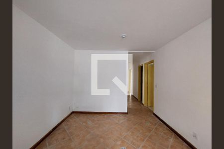 Sala de casa à venda com 3 quartos, 150m² em Jardim Alzira, São Paulo