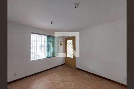 Sala de casa à venda com 3 quartos, 150m² em Jardim Alzira, São Paulo