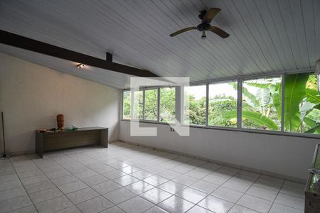 Sala de apartamento para alugar com 1 quarto, 25m² em Itaipu, Niterói