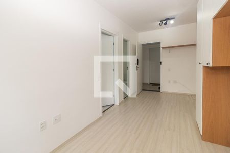 Sala/Quarto  de kitnet/studio para alugar com 1 quarto, 27m² em Vila Dom Pedro I, São Paulo