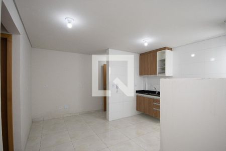 Sala e Cozinha  de kitnet/studio para alugar com 1 quarto, 35m² em Vila Maria Alta, São Paulo