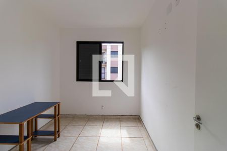 Quarto 1 de apartamento para alugar com 2 quartos, 47m² em Jardim Pioneira, Cotia