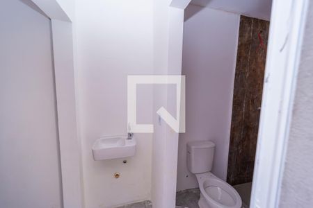 Banheiro de casa para alugar com 1 quarto, 40m² em Jardim Penha, São Paulo