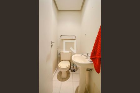 Lavabo de apartamento à venda com 4 quartos, 100m² em Tijuca, Rio de Janeiro