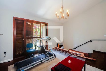 Sala de casa para alugar com 3 quartos, 243m² em Jardim Itu, Porto Alegre