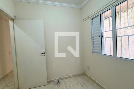 Quarto 2 de casa para alugar com 2 quartos, 100m² em Jardim Graziela, Barueri