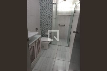 Banheiro de apartamento à venda com 3 quartos, 75m² em Vila Cloris, Belo Horizonte