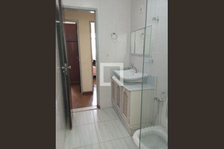 Banheiro de apartamento à venda com 3 quartos, 75m² em Vila Cloris, Belo Horizonte