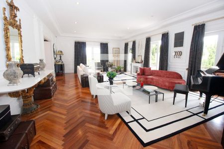 Sala de casa à venda com 4 quartos, 800m² em Jardim Guedala, São Paulo