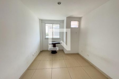 Quarto de apartamento para alugar com 2 quartos, 175m² em Jardim Vinte E Cinco de Agosto, Duque de Caxias