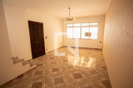 Sala de casa para alugar com 4 quartos, 145m² em Vila Romero, São Paulo