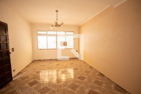 Sala de casa para alugar com 4 quartos, 145m² em Vila Romero, São Paulo