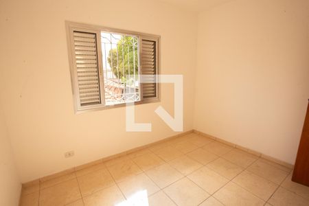 Quarto 2 de casa para alugar com 4 quartos, 145m² em Vila Romero, São Paulo