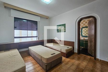 Apartamento para alugar com 190m², 3 quartos e 1 vaga Apartamento para alugar com 190m², 3 quartos e 1 vagaSuíte 2