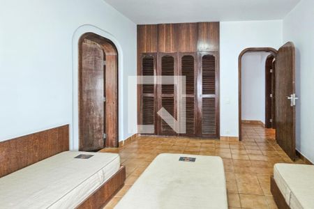 Apartamento para alugar com 190m², 3 quartos e 1 vaga Apartamento para alugar com 190m², 3 quartos e 1 vagaSuíte 2
