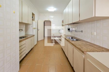Apartamento para alugar com 190m², 3 quartos e 1 vaga Apartamento para alugar com 190m², 3 quartos e 1 vagaCozinha