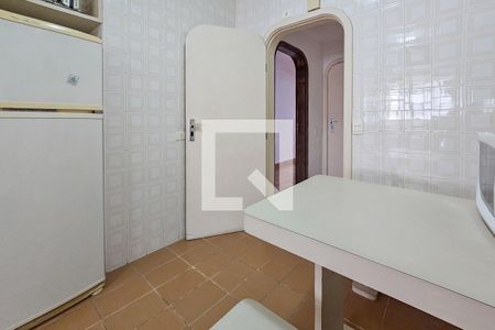 Apartamento para alugar com 190m², 3 quartos e 1 vaga Apartamento para alugar com 190m², 3 quartos e 1 vagaCozinha