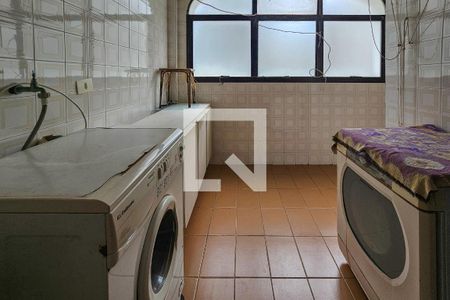 Apartamento para alugar com 190m², 3 quartos e 1 vaga Apartamento para alugar com 190m², 3 quartos e 1 vagaÁrea de serviço