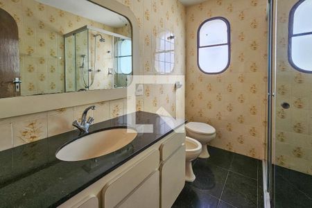 Apartamento para alugar com 190m², 3 quartos e 1 vaga Apartamento para alugar com 190m², 3 quartos e 1 vagaBanheiro da Suíte 1