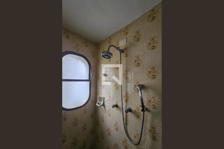 Apartamento para alugar com 190m², 3 quartos e 1 vaga Apartamento para alugar com 190m², 3 quartos e 1 vagaBanheiro da Suíte 1