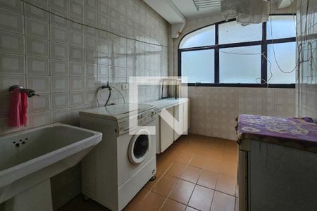 Apartamento para alugar com 190m², 3 quartos e 1 vaga Apartamento para alugar com 190m², 3 quartos e 1 vagaÁrea de serviço