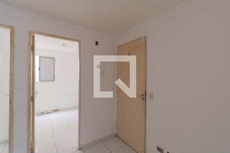 Sala de apartamento para alugar com 2 quartos, 39m² em Vila Nhocuné, São Paulo