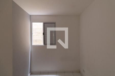 Quarto 2 de apartamento para alugar com 2 quartos, 39m² em Vila Nhocuné, São Paulo