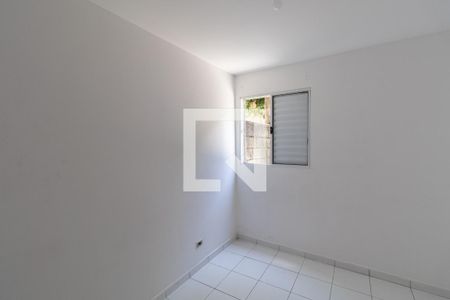 Quarto 1 de apartamento para alugar com 2 quartos, 42m² em Vila Nhocuné, São Paulo