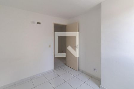 Quarto 1 de apartamento para alugar com 2 quartos, 42m² em Vila Nhocuné, São Paulo