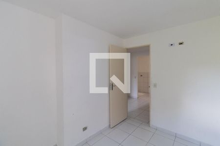 Quarto 2 de apartamento para alugar com 2 quartos, 42m² em Vila Nhocuné, São Paulo