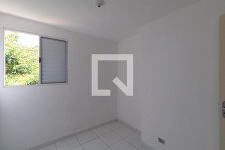 Quarto 2 de apartamento para alugar com 2 quartos, 42m² em Vila Nhocuné, São Paulo