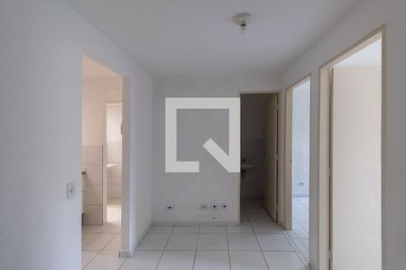 Sala de apartamento para alugar com 2 quartos, 42m² em Vila Nhocuné, São Paulo